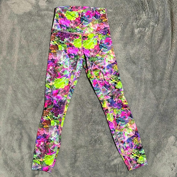 Lululemon leggings - Picture 3 of 3